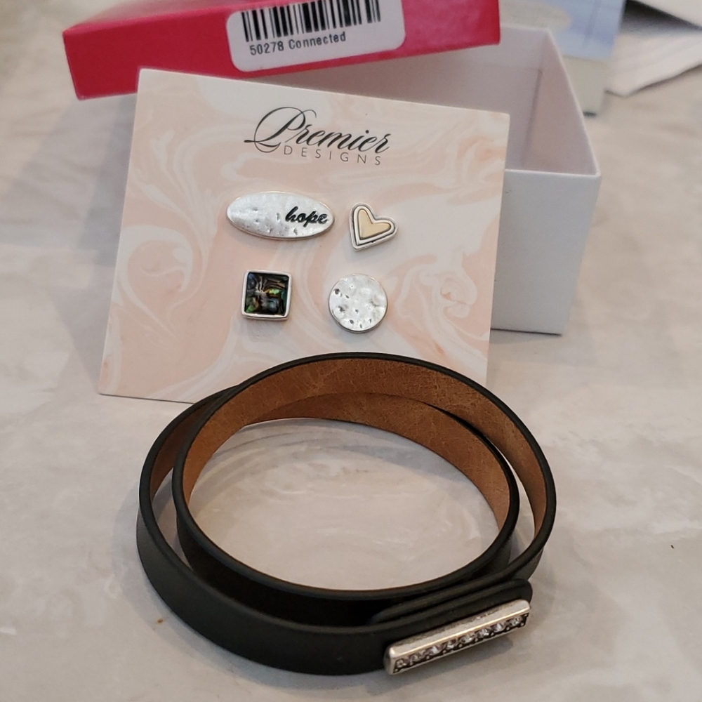 Leather wrap bracelet - Picture 2 of 2